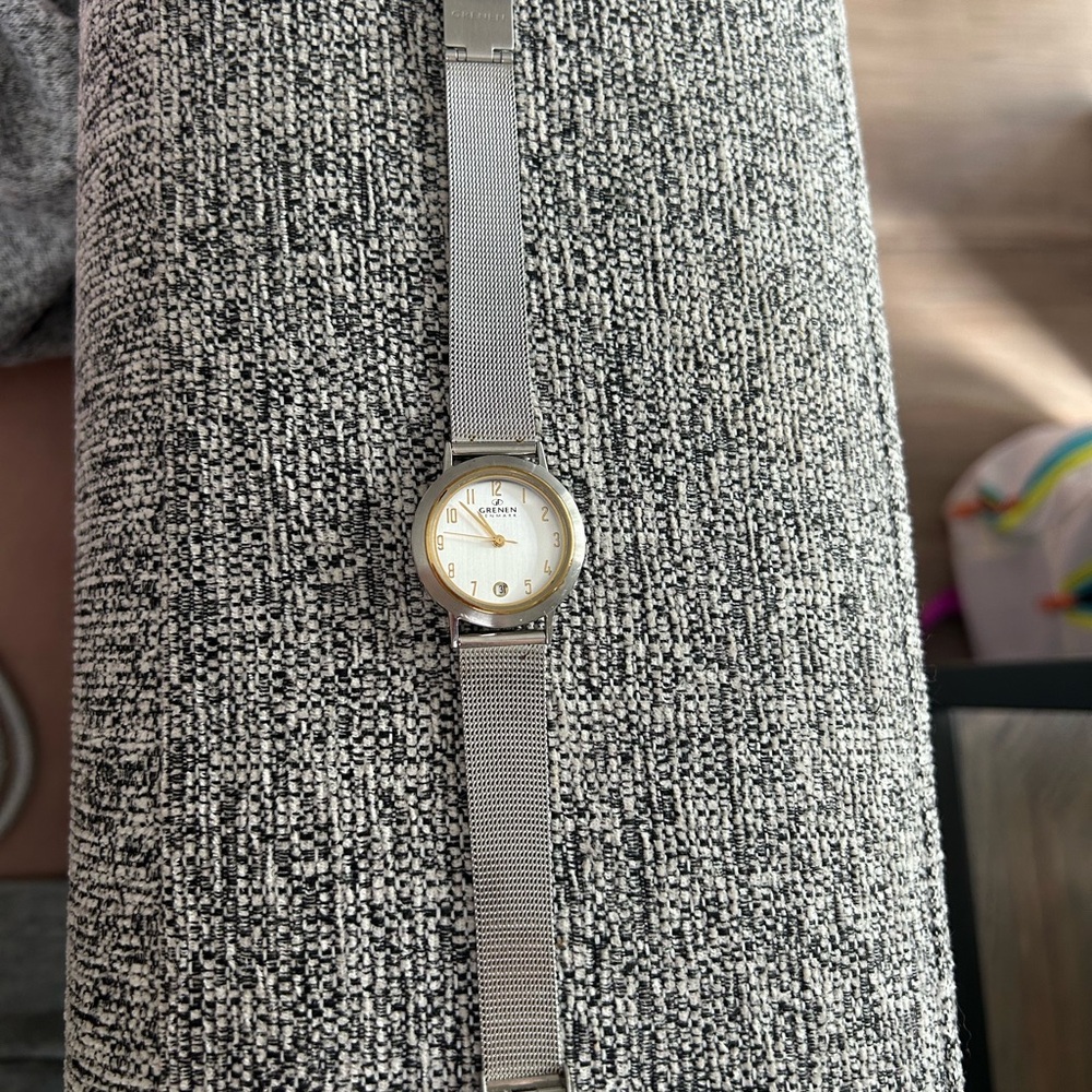 Elegant Silver Women's Watch